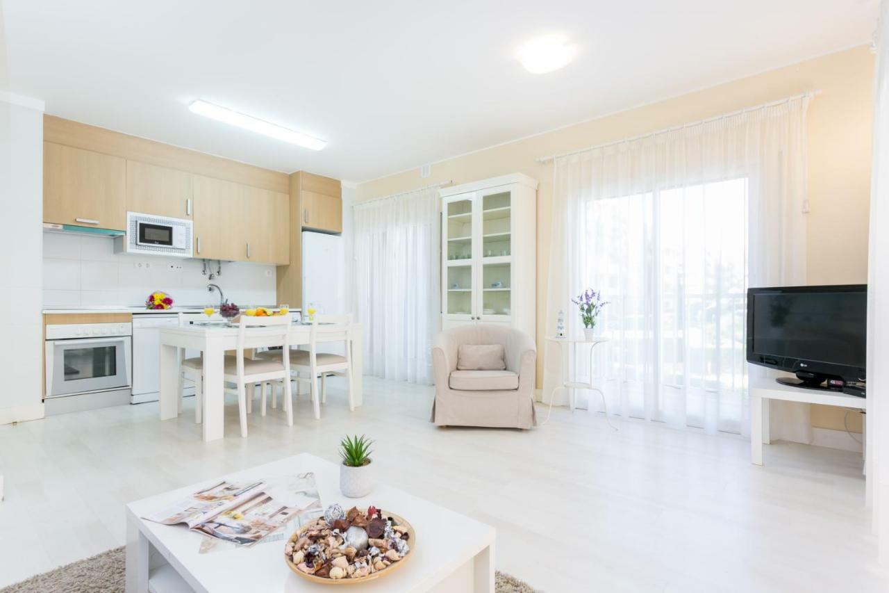 Litoral Mar Dream 17, Beach Front, Free Wi-Fi, Private Parking, Pool Portimao Bagian luar foto